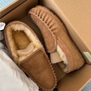 L.L. Bean Wicked Good Slippers